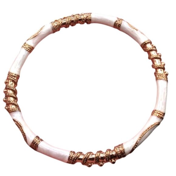 White Enamel Bangles Bracelets With Intricate Gold-Tone & Silver-Tone Filigree - Picture 3 of 8
